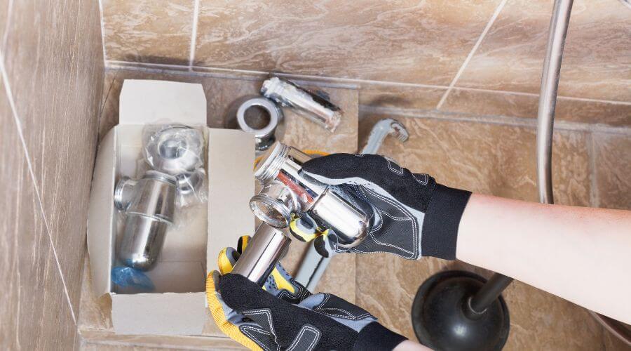 Professional gutter cleaning in Upper Lake, CA